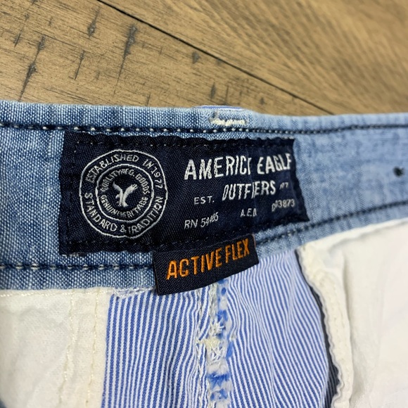 Men’s American Eagle Flex Shorts - Picture 2 of 3